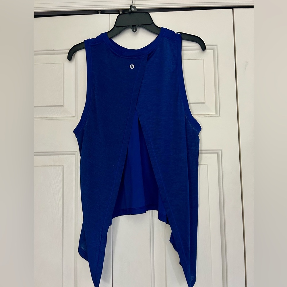 lululemon athletica Blue Asymmetrical open back workout top